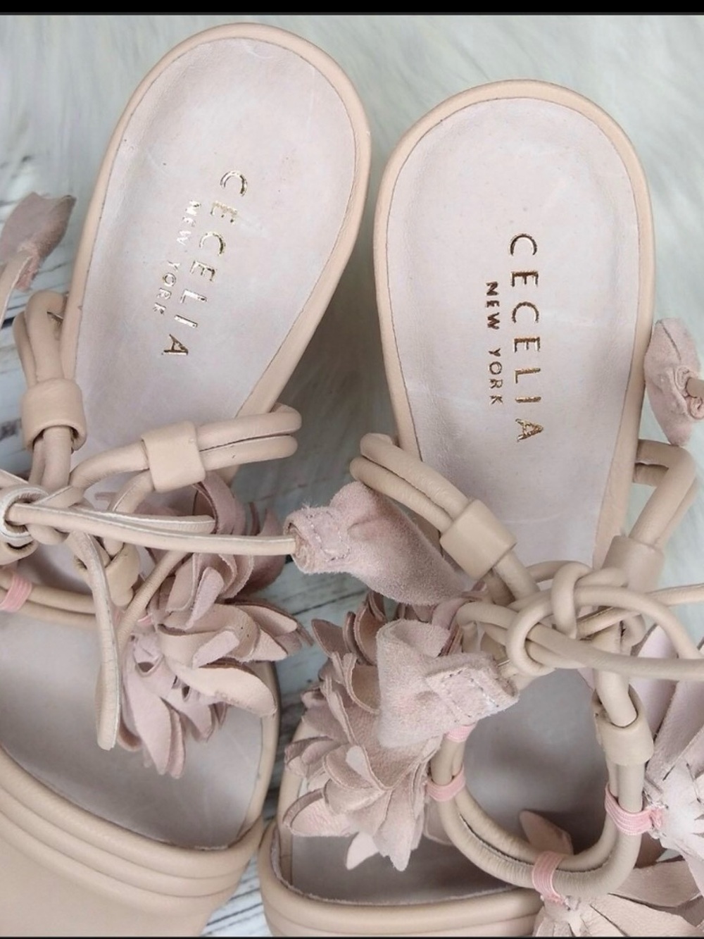 CECELIA NEW YORK Blush Pink Floral Knot Mules